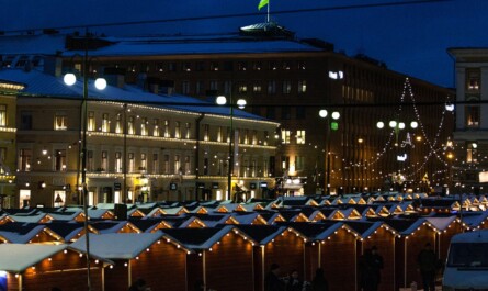 Christmas Market in Senaatintori Square in Helsinki